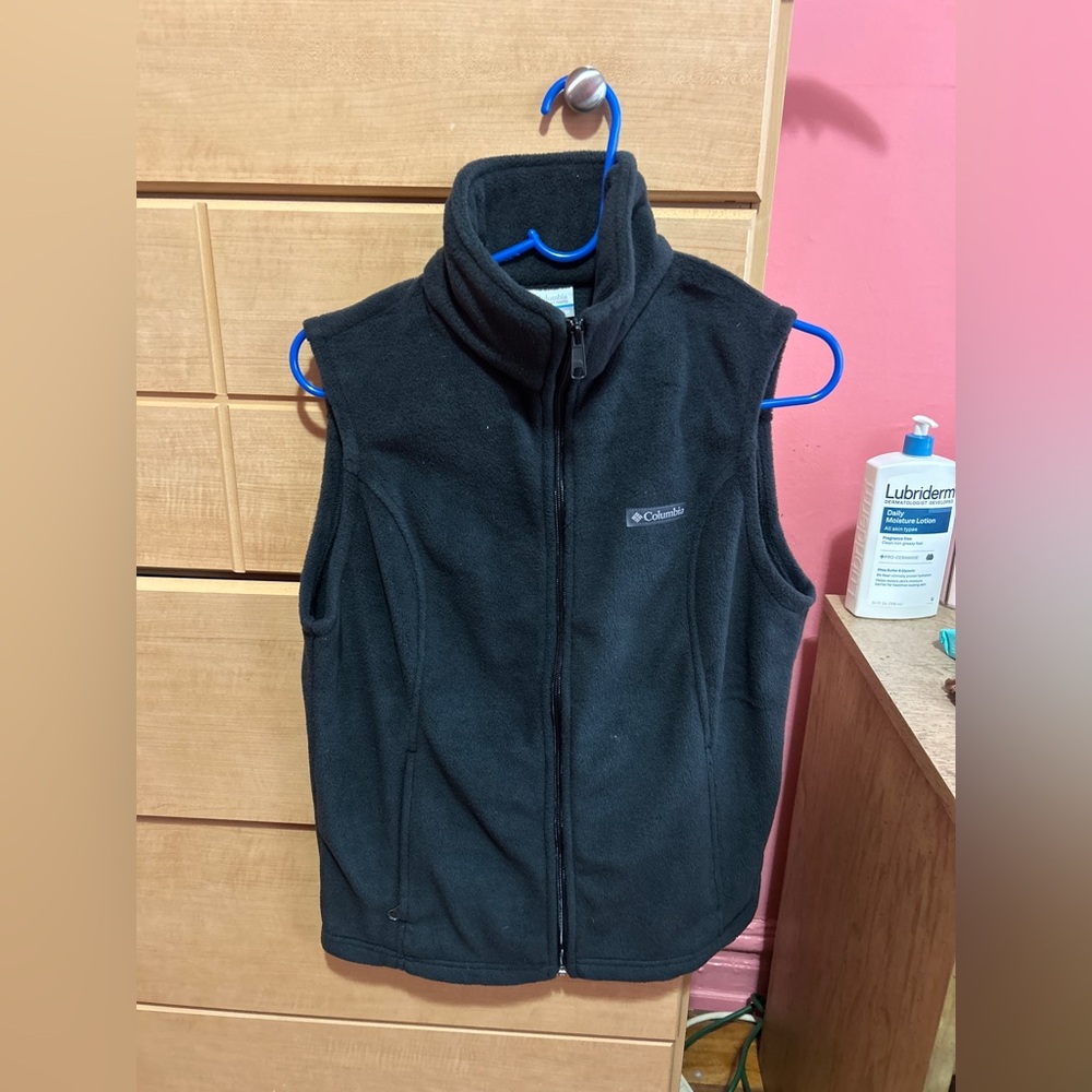 Columbia Black Fleece Zip Vest